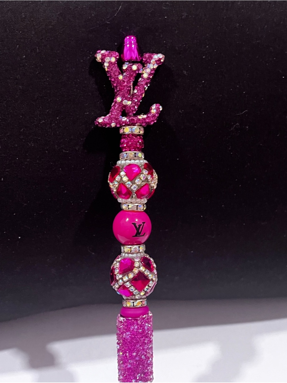 Fashion designer hot pink full rhinestone monogram focal fancy beaded pen